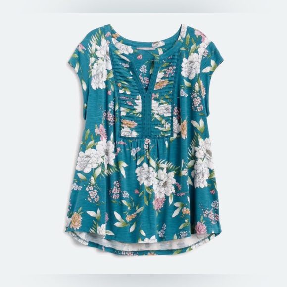 Daniel Rainn Tops - DANIEL RAINN Patoka Pleated Split Neck Knit Top